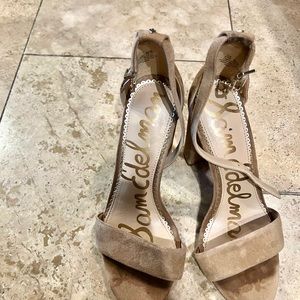 sam edelman chunky beige heels worn once!